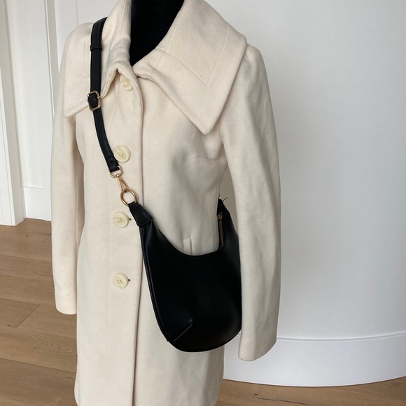 Black Half Moon Bag With Gold Hardware - Picture 1 of 6